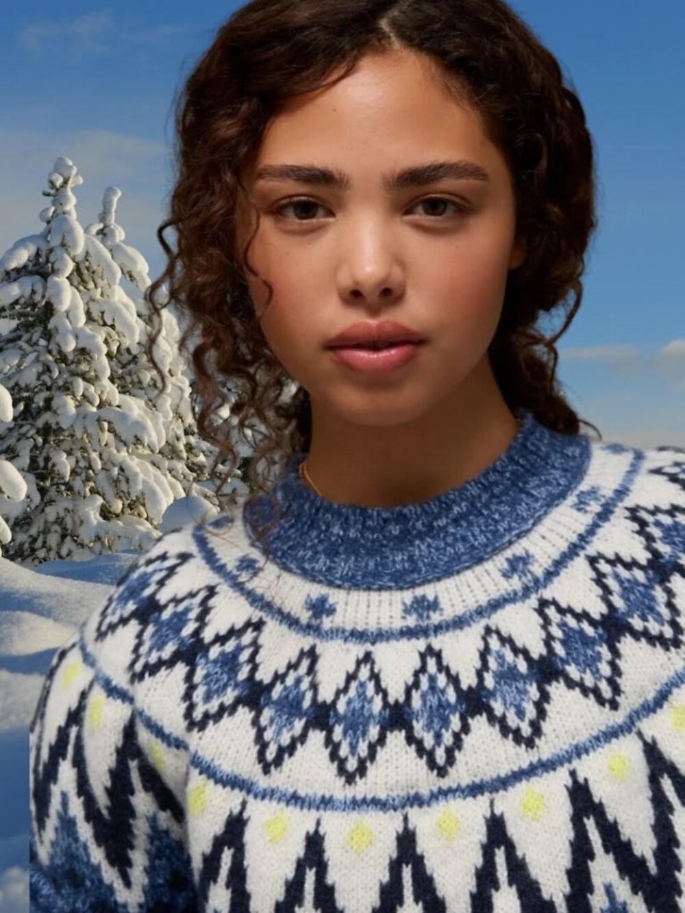 NEW! AMERICAN EAGLE BLUE AND SOFT SWEATER - SIZE XL - Picture 2 of 7